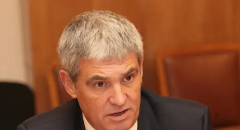 Над 400 000 българи работят за минимална заплата, изчисли КНСБ