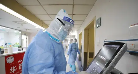 Пулмолог: Не пипайте лицето си, правете гаргара със сода за хляб и вода