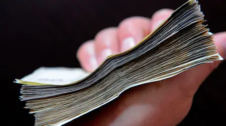 Гражданите все по-често дават подкуп и без да е поискан