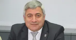 Проф.Христо Белоев стана дядо на първородна внучка