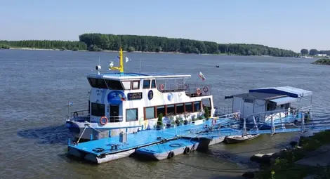 Дунав заля четири острова в началото на българския участък