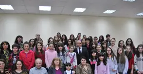 30 000 лева преобразиха хоровата зала