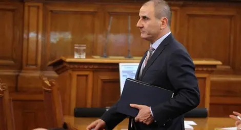 Предизборните кампании вече ще са 21 дни, ГЕРБ въвежда експериментално гласуване по интернет