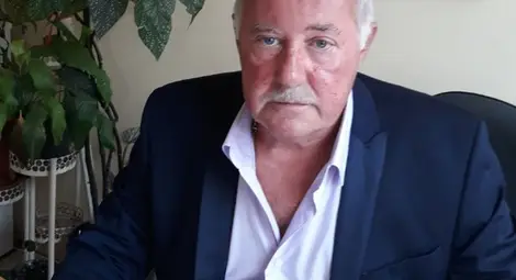 Акционерите в ПФК &bdquo;Дунав&ldquo; предлагат на Кулеманс да вземе безплатно клуба