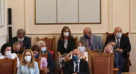 Световните медии за вота на недоверие към правителството Световните медии за вота на недоверие към правителството