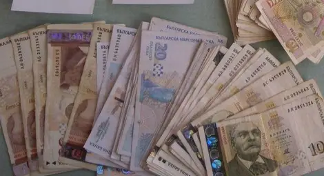 Баба даде 6 хил. лв. на ало измамник