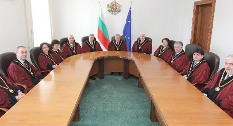 Конституционният съд отмени санкциите при негласуване на избори