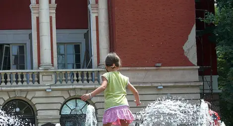 Три температурни рекорда и пролетен феномен в първия ден на септември