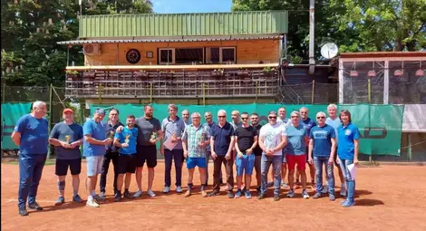 &bdquo;Приятели Русе&ldquo; събра за осми път любители на тениса
