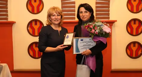 Диана Иванова с награда за най-добър ръководител на училище, обучаващо възрастни