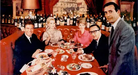 Човекът, който занесе последната вечеря на Мерилин Монро Човекът, който занесе последната вечеря на Мерилин Монро