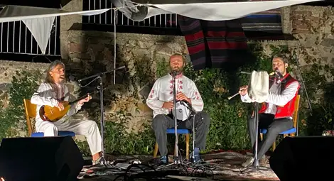 Еетно-фолклорна вечер и джем сешън с импровизации тази вечер на кея в Русе