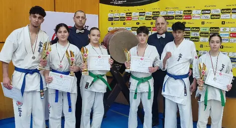 Пет медала и две националки за каратето на клуб &bdquo;Русе&ldquo;