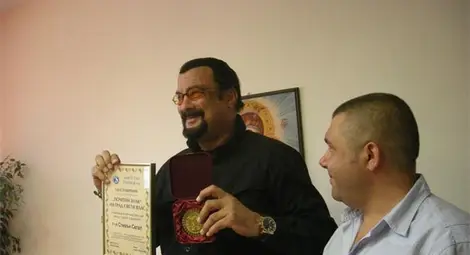 Стивън Сегал с открита тренировка по айкидо в Св. Влас (Снимки)