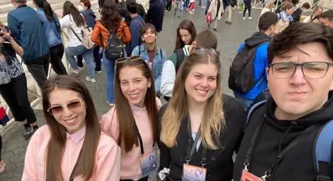 Младежки транснационален хъб за творци и иноватори тества творчески продукти в артистичните пространства на Рим /галерия/