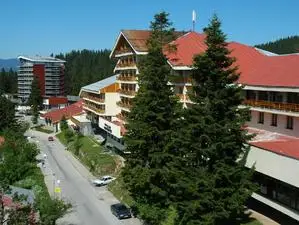 Туристи от Турция заливат Пампорово Туристи от Турция заливат Пампорово