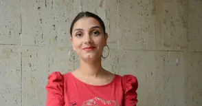 Роля на клоун в училищна постановка отвежда Евгения Явашева до голямата сцена