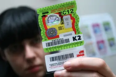 Близо 5000 инвалиди получават безплатни винетни стикери