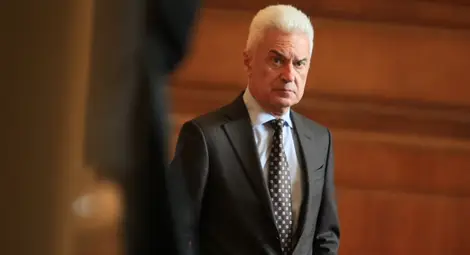 Сидеров и Лиляна Павлова вече не са депутати