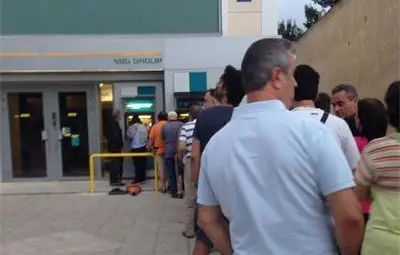 Банкоматите в Гърция ще дават до 60 евро на ден