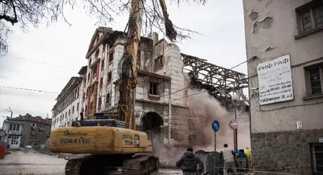 Община Пловдив отрича да има заповед, с която Тютюневият склад е обявен за културна ценност