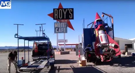 Самоук астронавт иска да докаже, че земята е плоска 