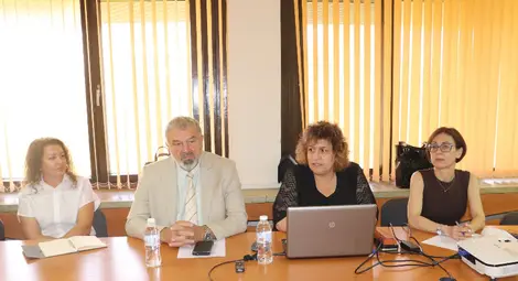 Набелязаха приоритетни мерки за задържане&nbsp;  на децата и учениците в Русе и областта през предстоящата учебна година