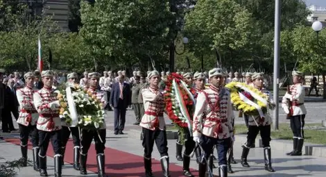 Глад мори гвардейците, оставиха ги без топла храна Глад мори гвардейците, оставиха ги без топла храна