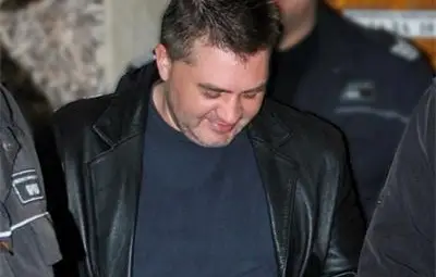 Фалшификатор №1 отърва килията