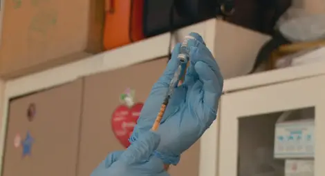 "Информационно обслужване": Установено е несъответствие в данните за ваксинираните по области и тези със завършен цикъл. Извиняваме се!