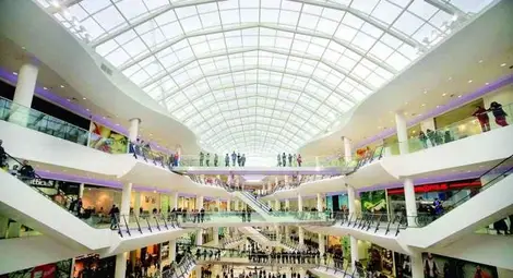 Бургас ни изпревари в класацията по търговски площи на човек