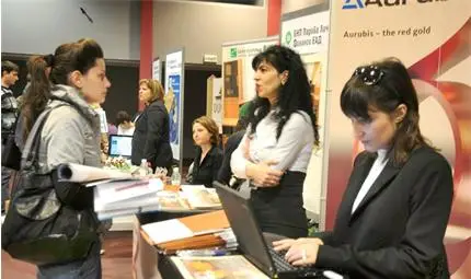 Лъжите в CV-то могат да спънат кариерата