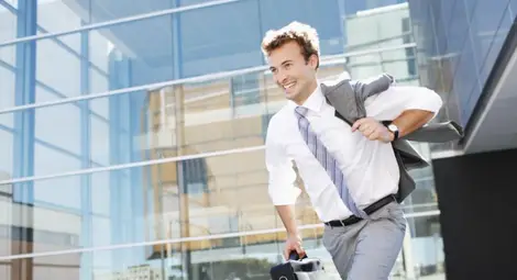 Учени: работата над 8 часа на ден е вредна