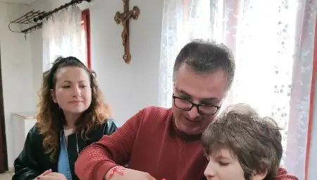 Деца с аутизъм от Русе творят и намират подкрепа в специална инициатива Деца с аутизъм от Русе творят и намират подкрепа в специална инициатива