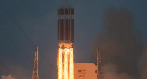 Капсулата "Орион" с първи тестови полет около Земята Капсулата "Орион" с първи тестови полет около Земята