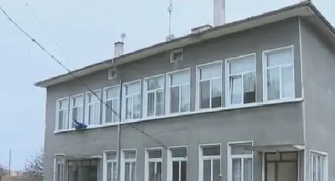 Скандал! Фелдшер отказа да лекува цяло село, защото не избрали жена му за кметица