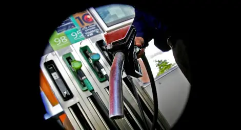 Цената на петрола се качи над 30 долара за барел за пръв път от месеци Цената на петрола се качи над 30 долара за барел за пръв път от месеци