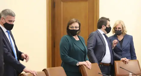 Прегласуват мораториума за цените на тока и парното