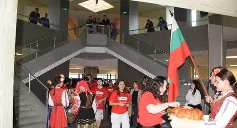 Русенският университет поздрави на официална среща Еразъм студентите