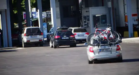 Чехия отново затваря границите си за чужденци Чехия отново затваря границите си за чужденци