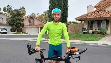 Момчил Димитров вече тренира в Хавай.