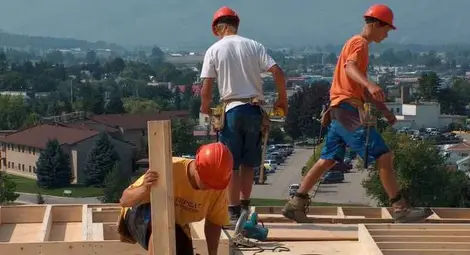 Бизнесклиматът се  влошава през април