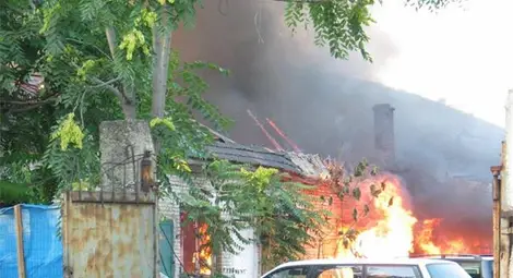 Пожар унищожи магазин за пожарогасители 