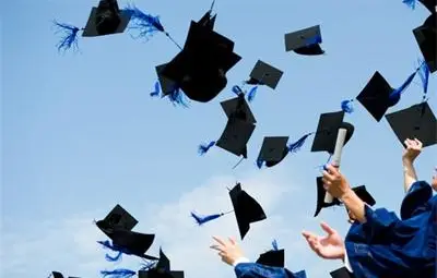 Македония въвежда държавен изпит за висшисти, завършили в България