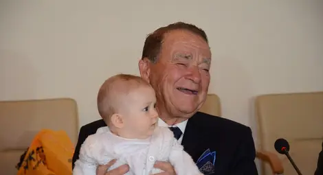 Игнатия-Анна кара Игнат Канев да се чувства милионер Игнатия-Анна кара Игнат Канев да се чувства милионер