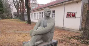 Музей на пищова се нарежда до Вечния студент в университета