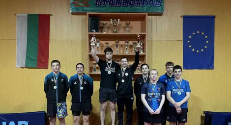 17-годишната Анита Петкова от "Дунав"-Русе държавна вицешампионка до 21 години по тенис на маса