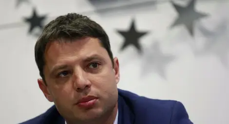 Делян Добрев: Надявам се Прокуратурата по най-бързия начин или да прекрати разследването, или да внесе обвинение, за да мога да докажа невинността си Делян Добрев: Надявам се Прокуратурата по най-бързия начин или да прекрати разследването, или да внесе обвинение, за да мога да докажа невинността си