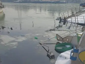 Областният управител Драгомир Драганов: Наблюдаваме река Дунав и на този етап няма опасност от трансгранично замърсяване  от потъналата баржа край Гюргево