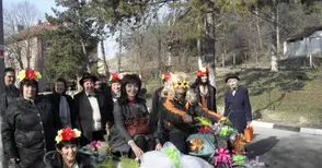 „Спешна Виделинска помощ“ обгрижва д-р Моллова 